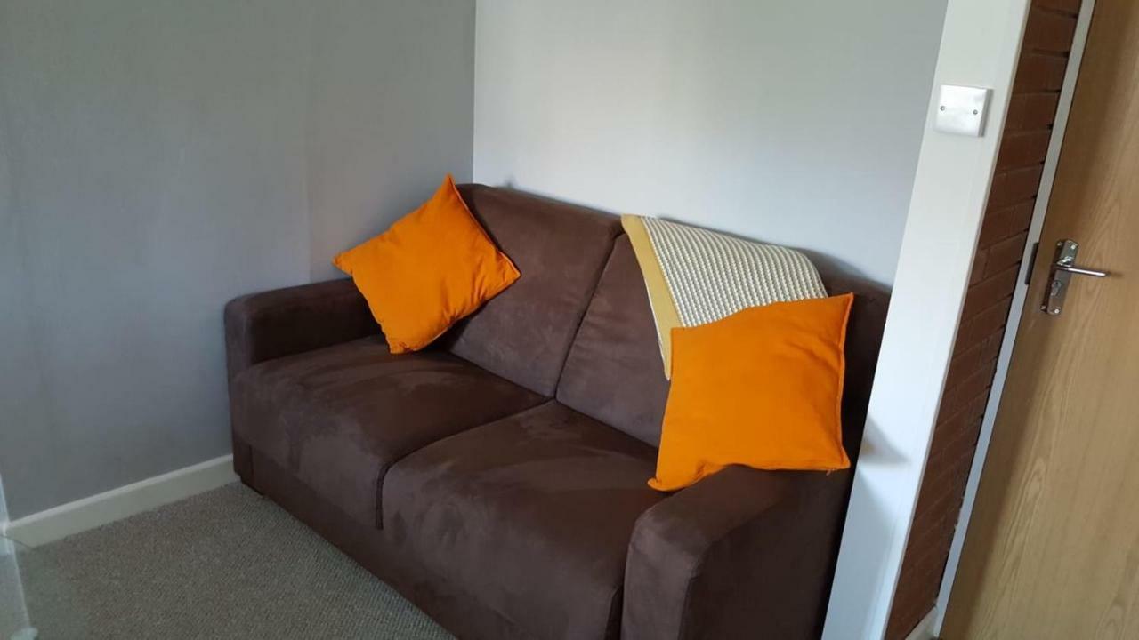 וואלסל Phoenix House Apartments מראה חיצוני תמונה